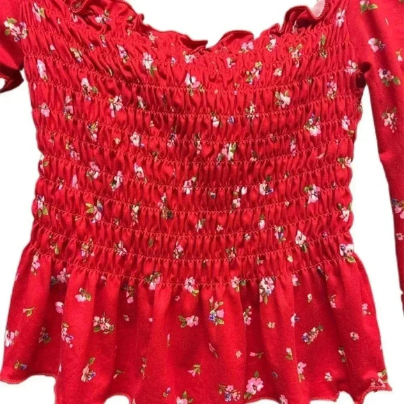 🌟Heart & Hips Top Sz Small​🌟 - Picture 2 of 4